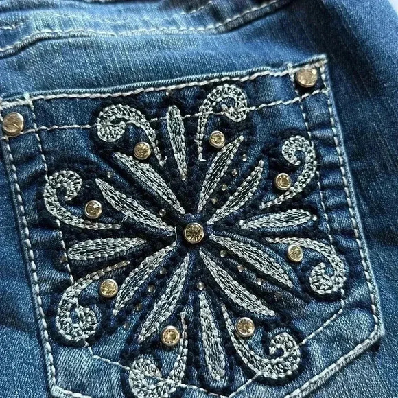 Earl crop denim jeans size 10 rhinestone - Picture 6 of 7